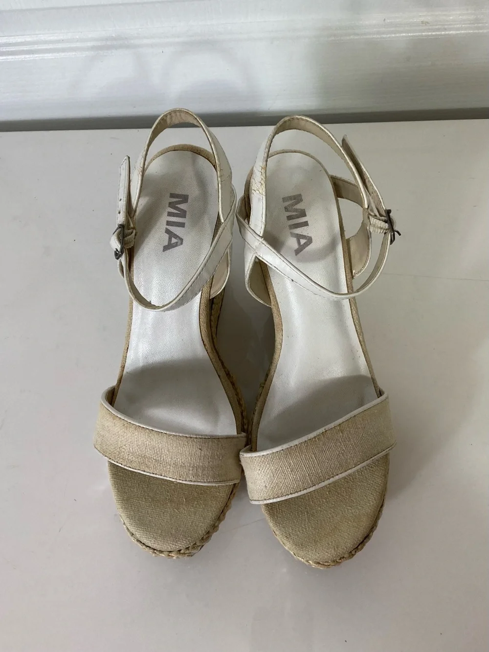 MIA Espadrilles Women 8 Strappy Wedge Pearls Sequins Cream Sandals